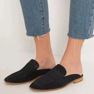 Free People At Ease Black Snakeskin Leather Low Heel Mules / Slip-on Shoes Size